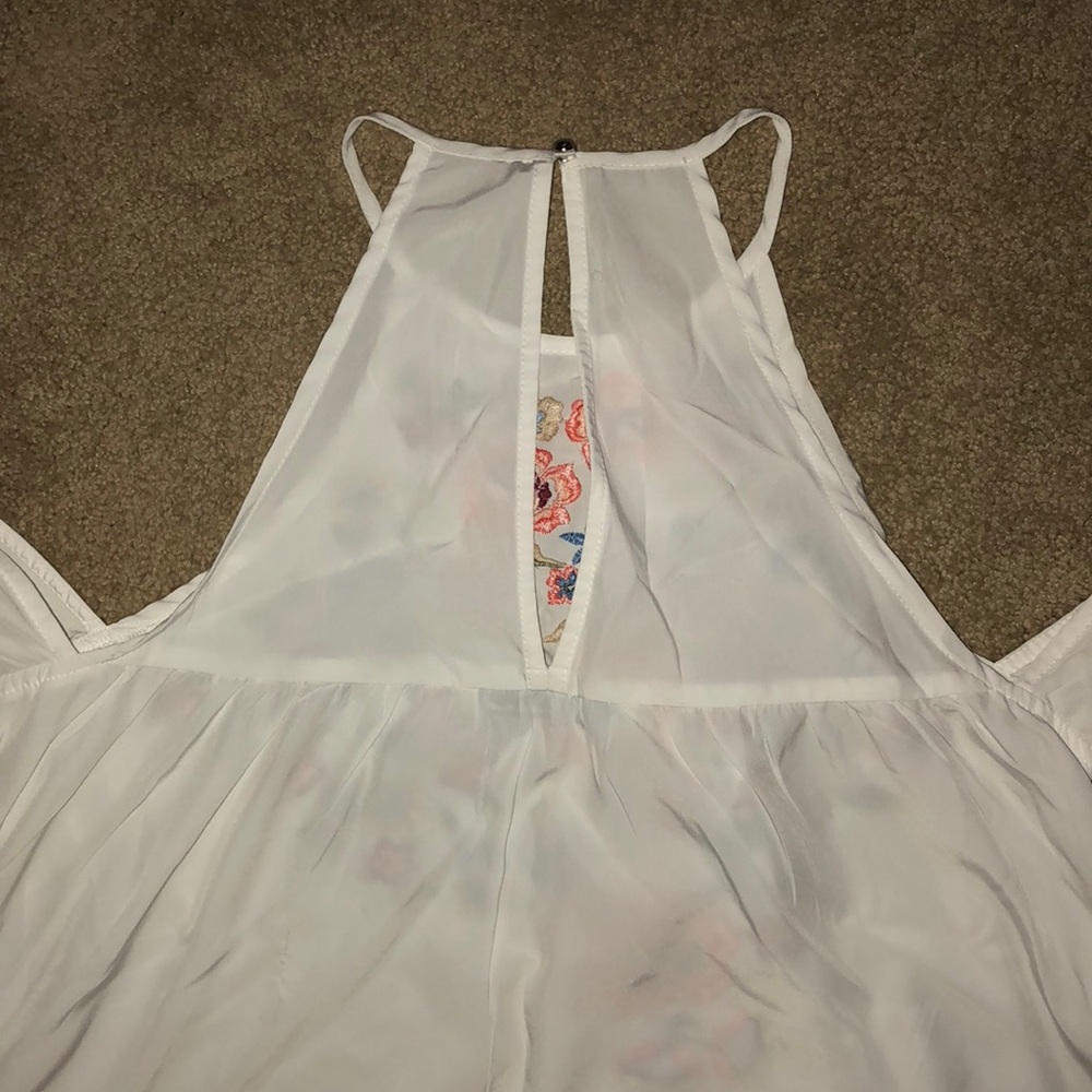 A&F Open Shoulder Top - Picture 4 of 4